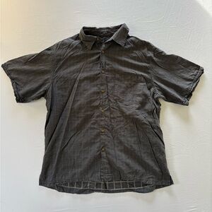 Arrow Men's Short Sleeve Shirt Size Large 100% Cotton Button Down Black Plaid